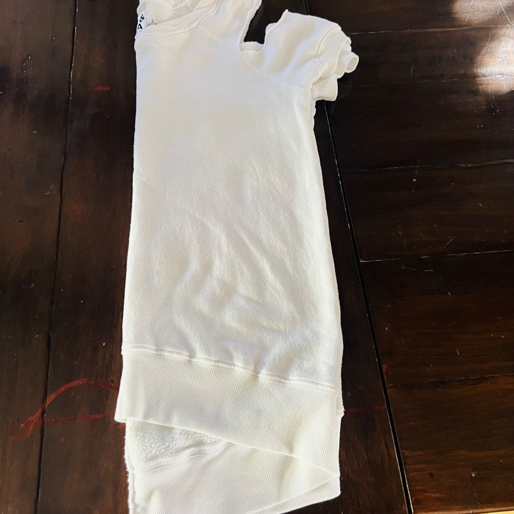 Pam and Gela -Cold Shoulders Cut Out Short Sleeve Sweat Shirt /Tee- White - Picture 13 of 13